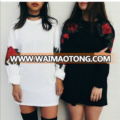 2018 vintage winter Autumn women's handcuffs floral embroidery long sleeves loose pullover sweater dress women casual clothing